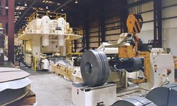 Rowe© HSLA/AHSS Press Feed Line to efficiently handle coiled metal, increasing productivity